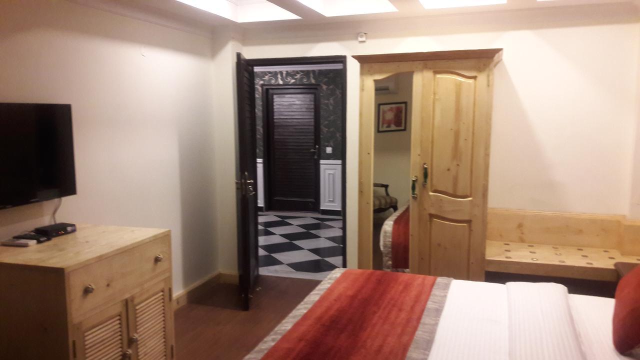 Hotel The Oaktree House à Shimla Extérieur photo