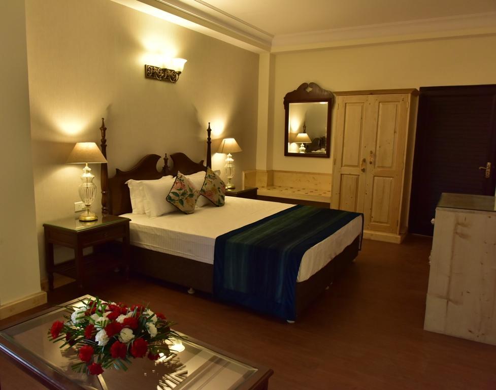 Hotel The Oaktree House à Shimla Extérieur photo