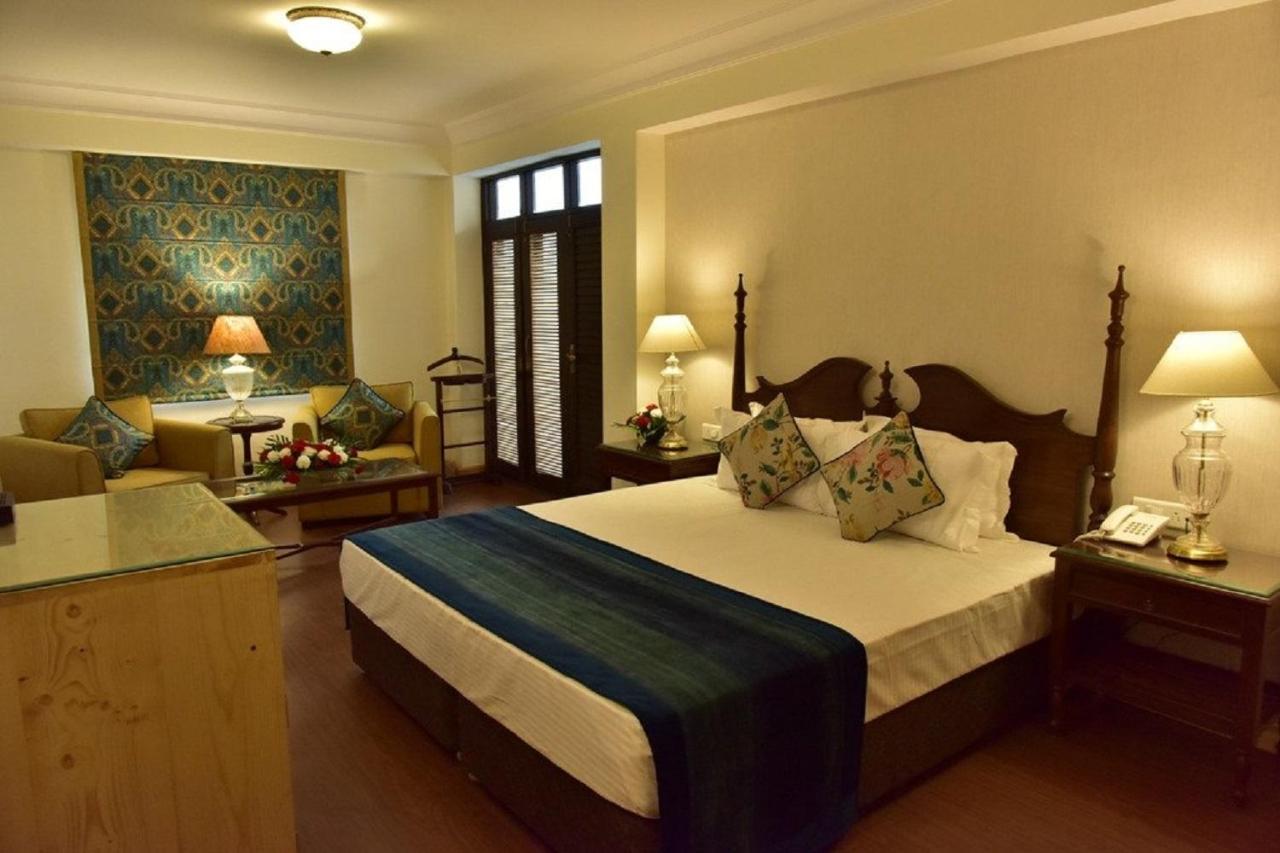 Hotel The Oaktree House à Shimla Extérieur photo